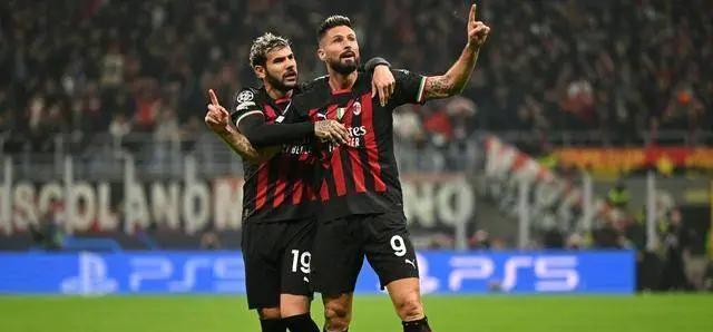 AC米兰球队备战新赛季迎接挑战 AC米兰球队备战新赛季迎接挑战