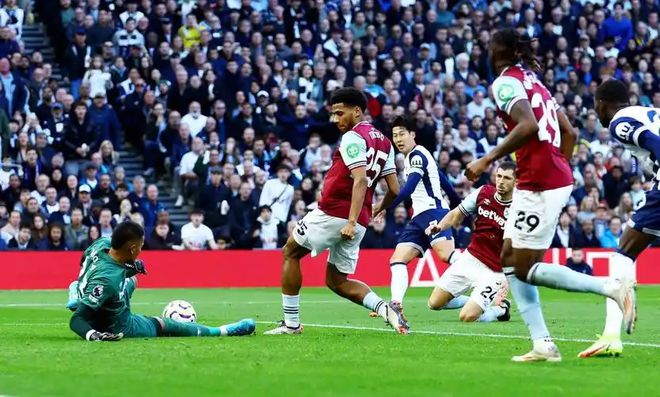 九游VIP-国际比赛中球队取得令人瞩目胜利