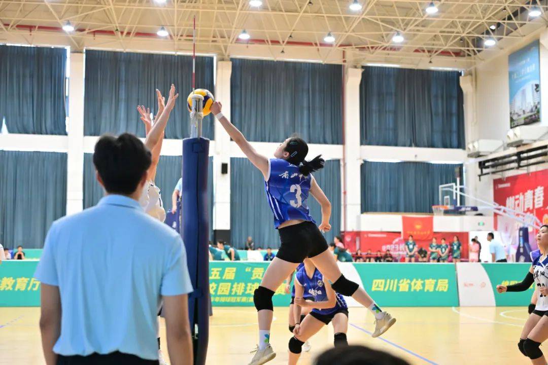 九游娱乐官方网站-女排金曲！姑娘们为运动而战的简单介绍