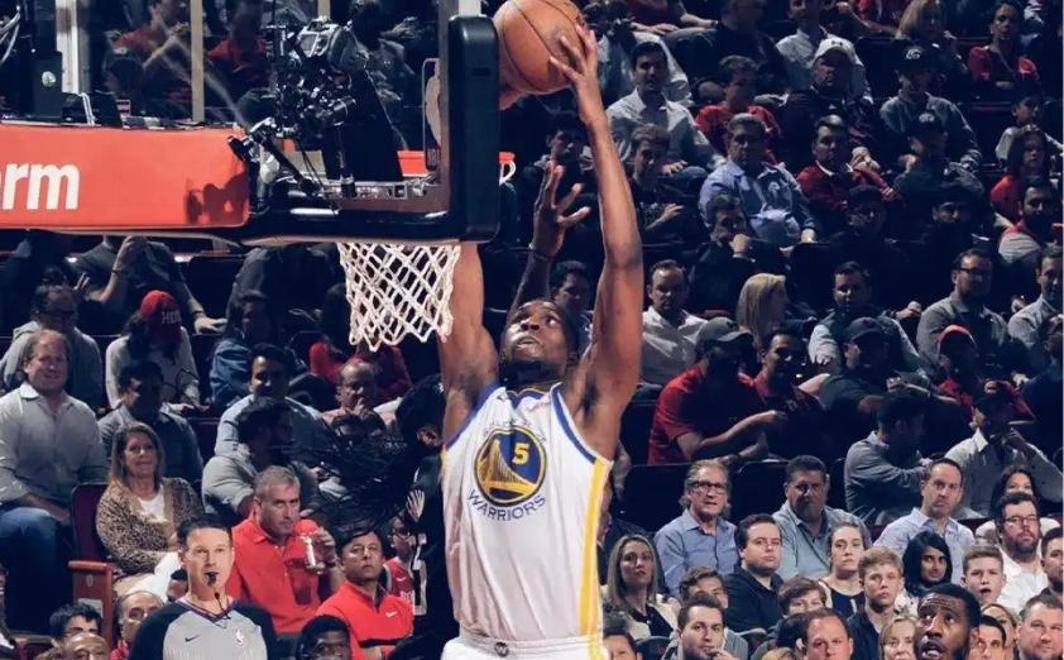 九游官网-年神奇胜！勇士竖掉在尼克斯？不用担心，它回来了！