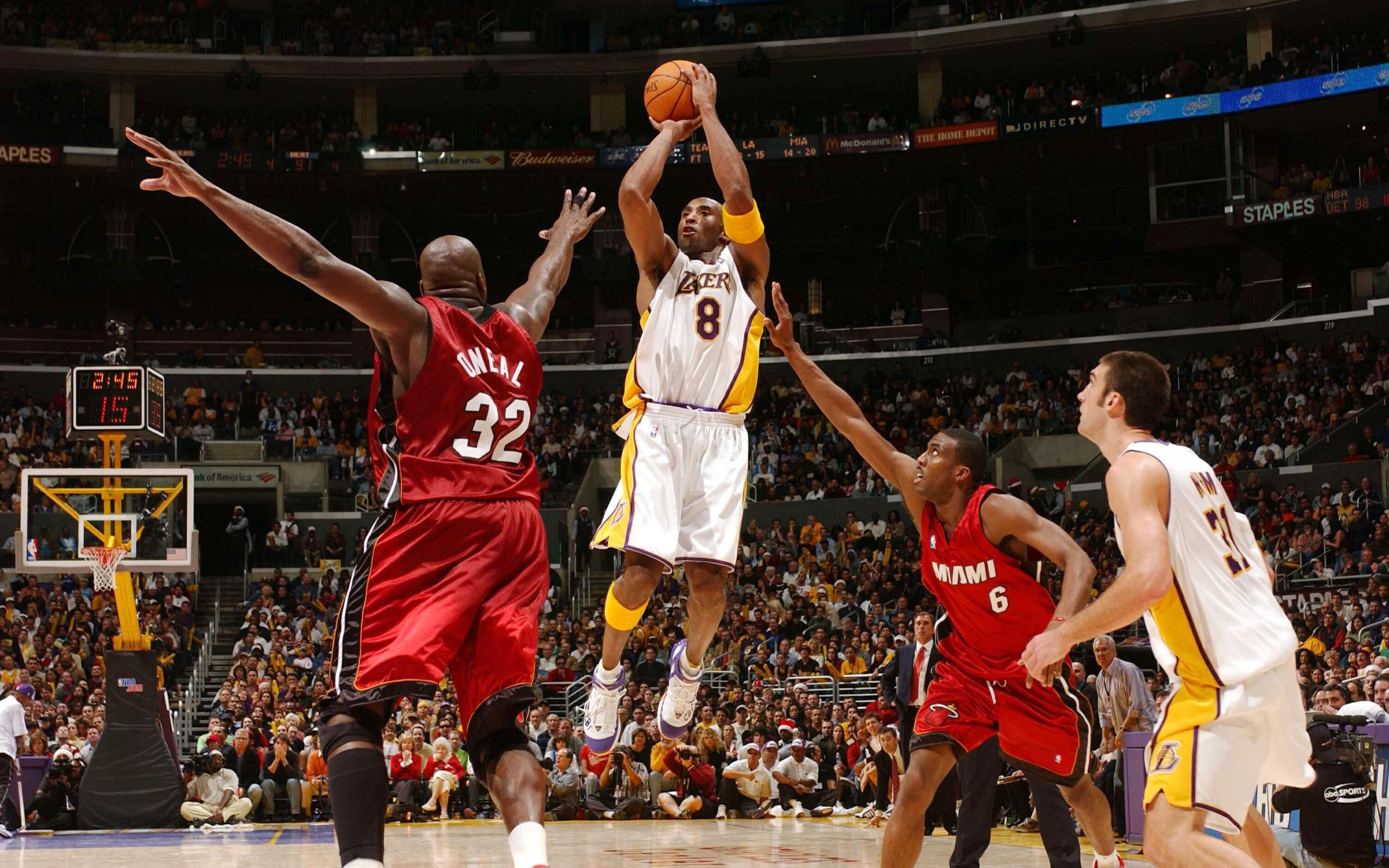 魔术大胜篮网！范弗利特独揽+掀翻对手