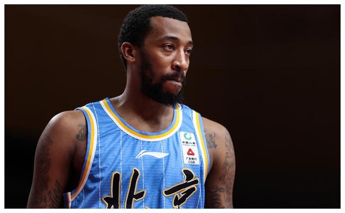 关于北京首钢外援状态火热，带领球队取得胜利累积积分的信息