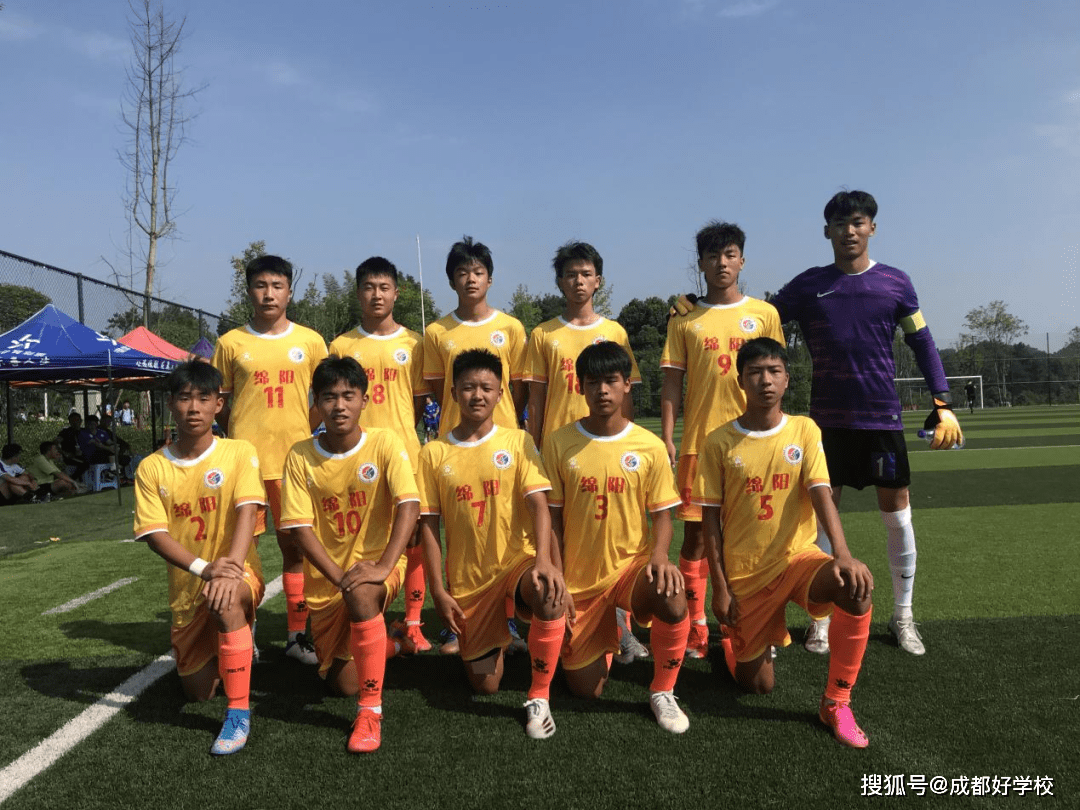 球员个人表现优秀，助球队成功闯关