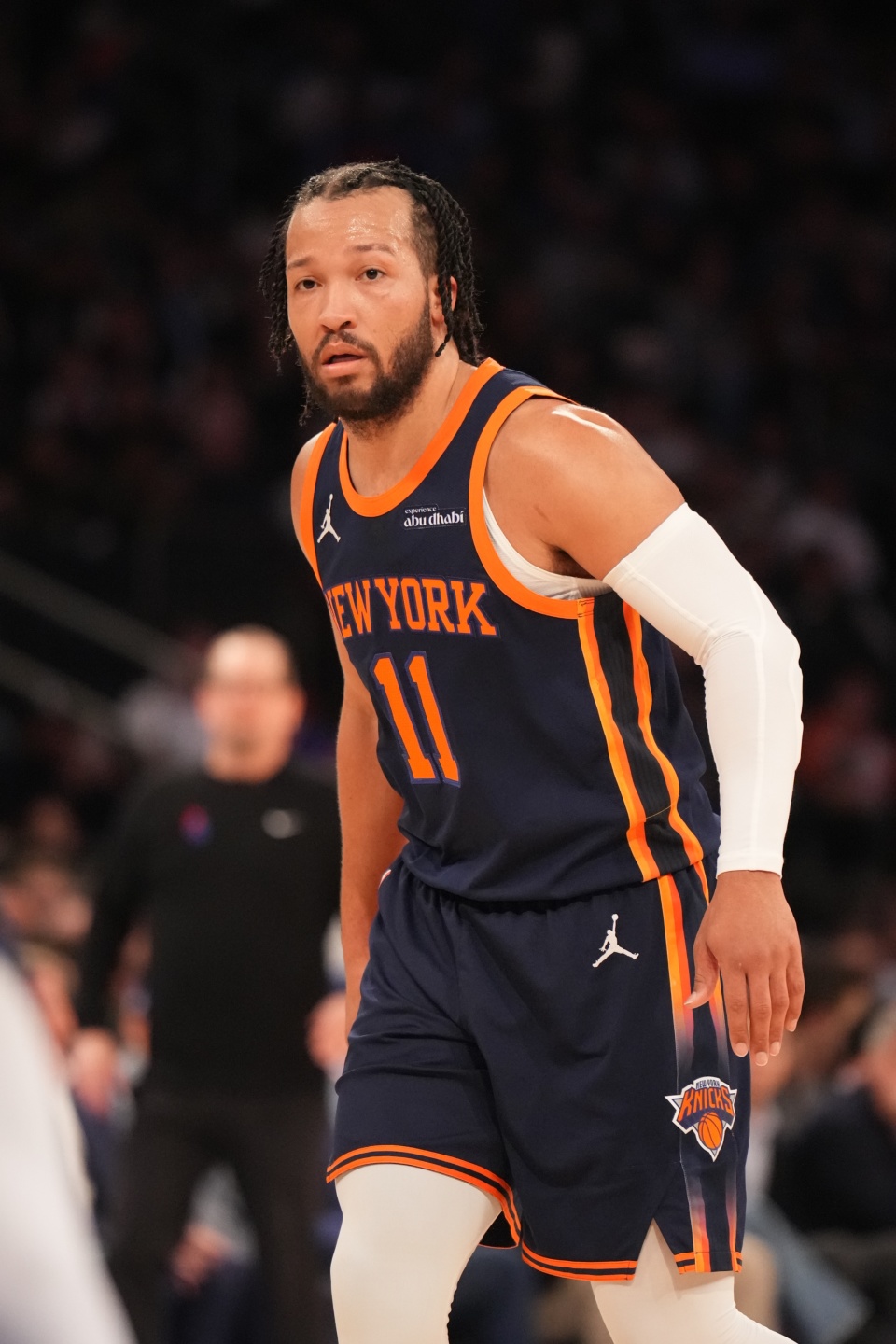 尼克斯队再次落败，球员需加强训练