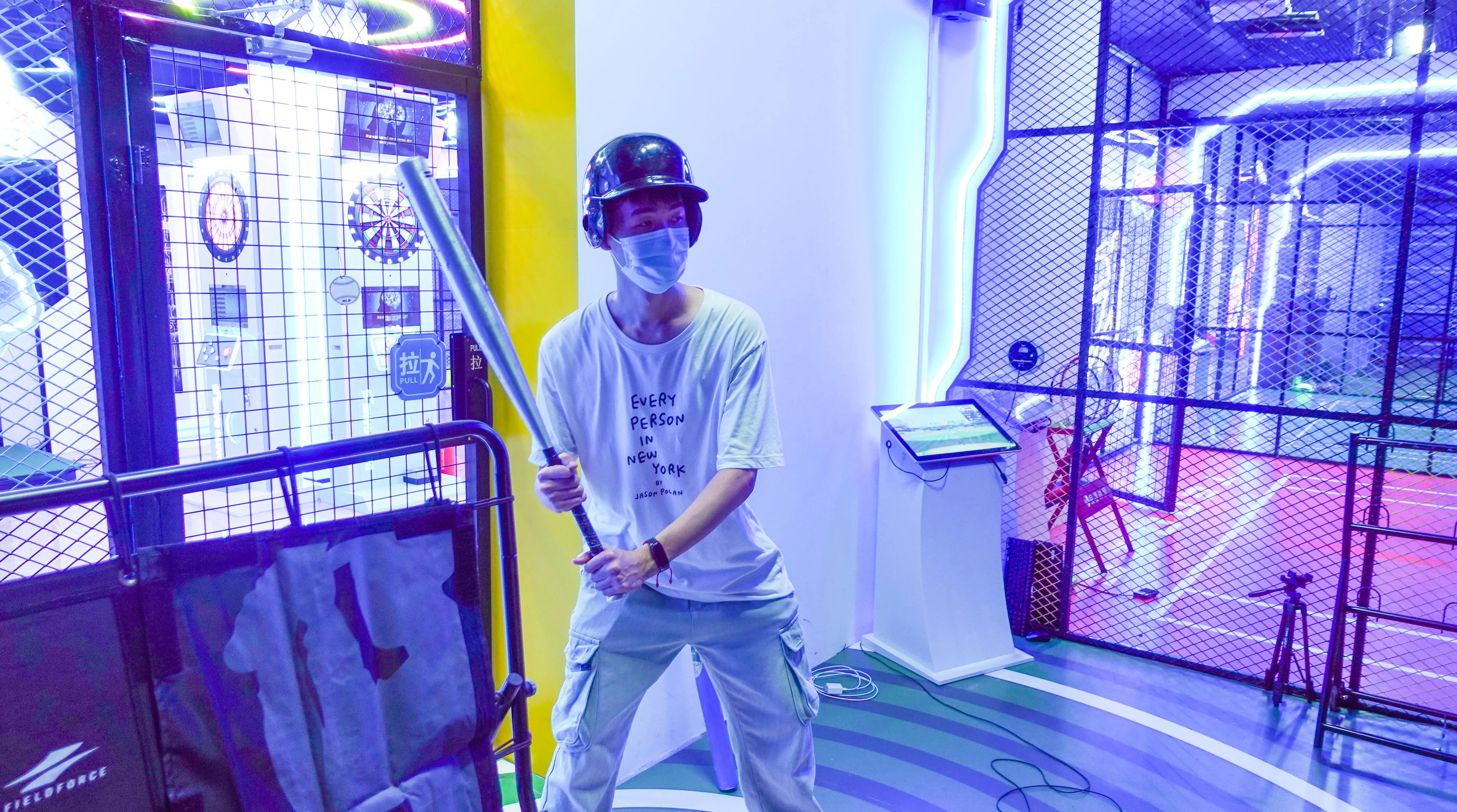 九游体育直播-包含篮球综艺节目热播，娱乐圈子外添乐趣的词条