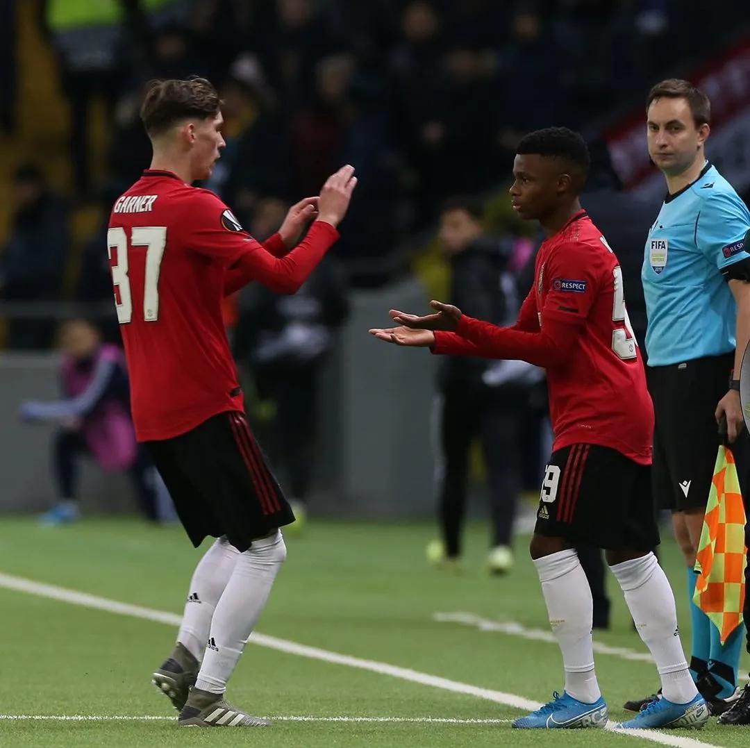 包含阿尔梅里亚的反击之路：球队展现出潜力和实力的词条