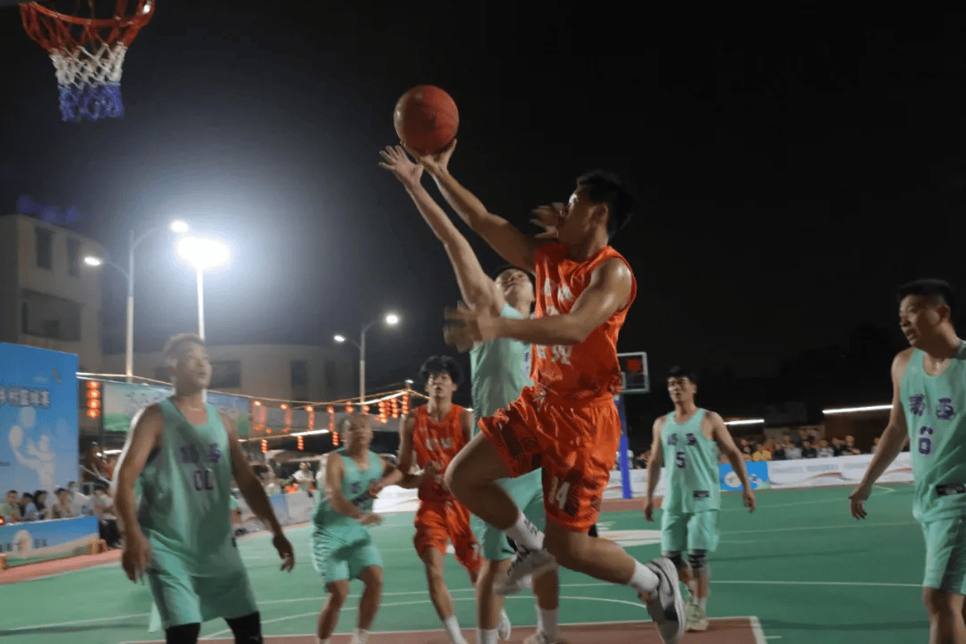 九游娱乐app下载-篮球比赛场地状况差，或将对球队发挥造成影响