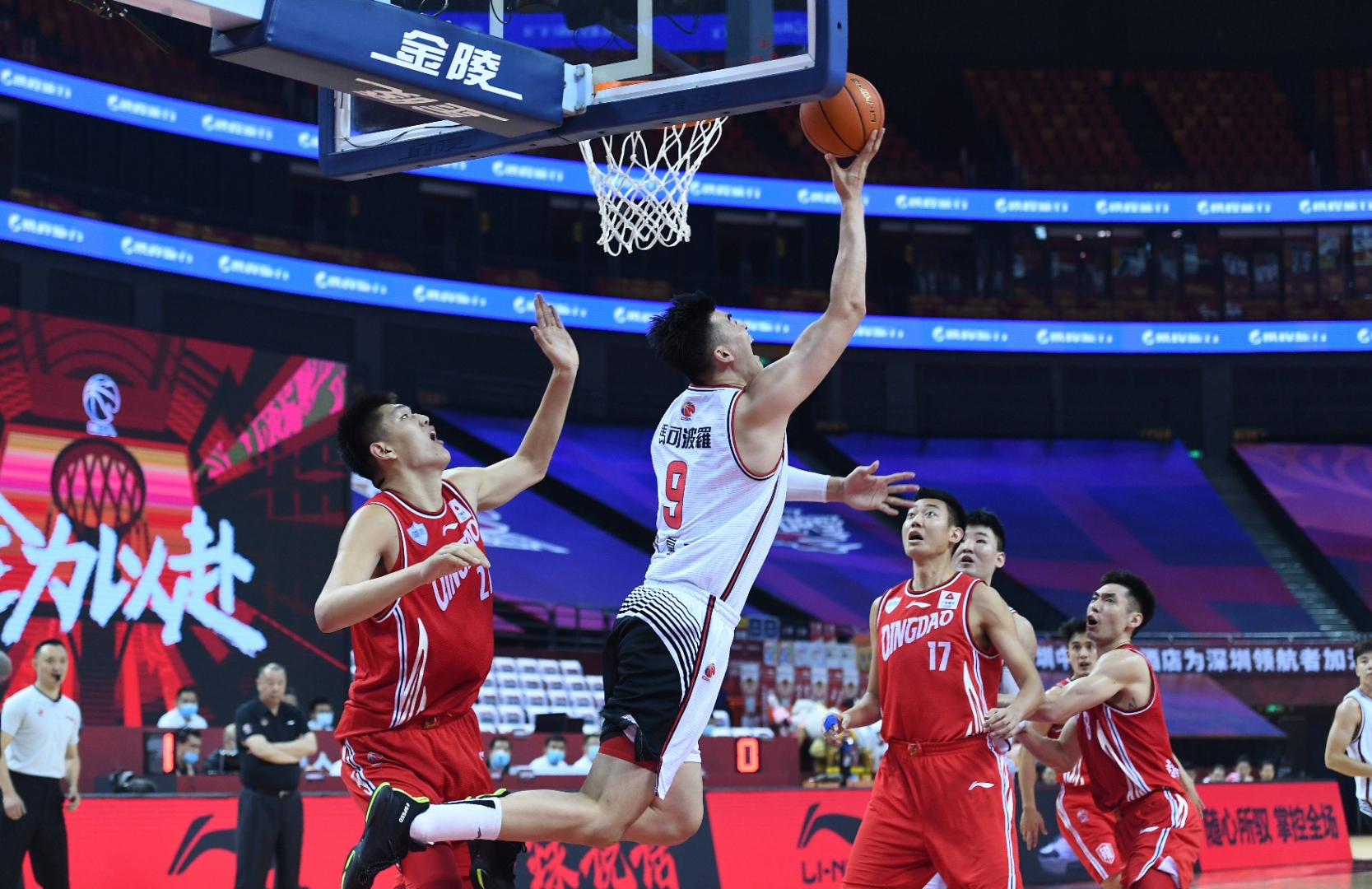 北京首钢再战江苏队双方争夺胜利