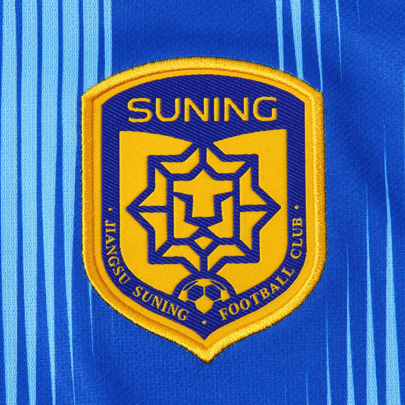 关于江苏苏宁不畏艰难，持续努力追赶强队的信息