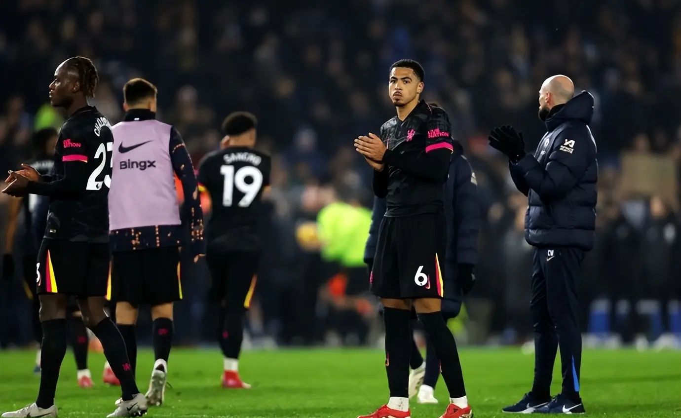 切尔西主场不敌对手，一场失利令人唏嘘