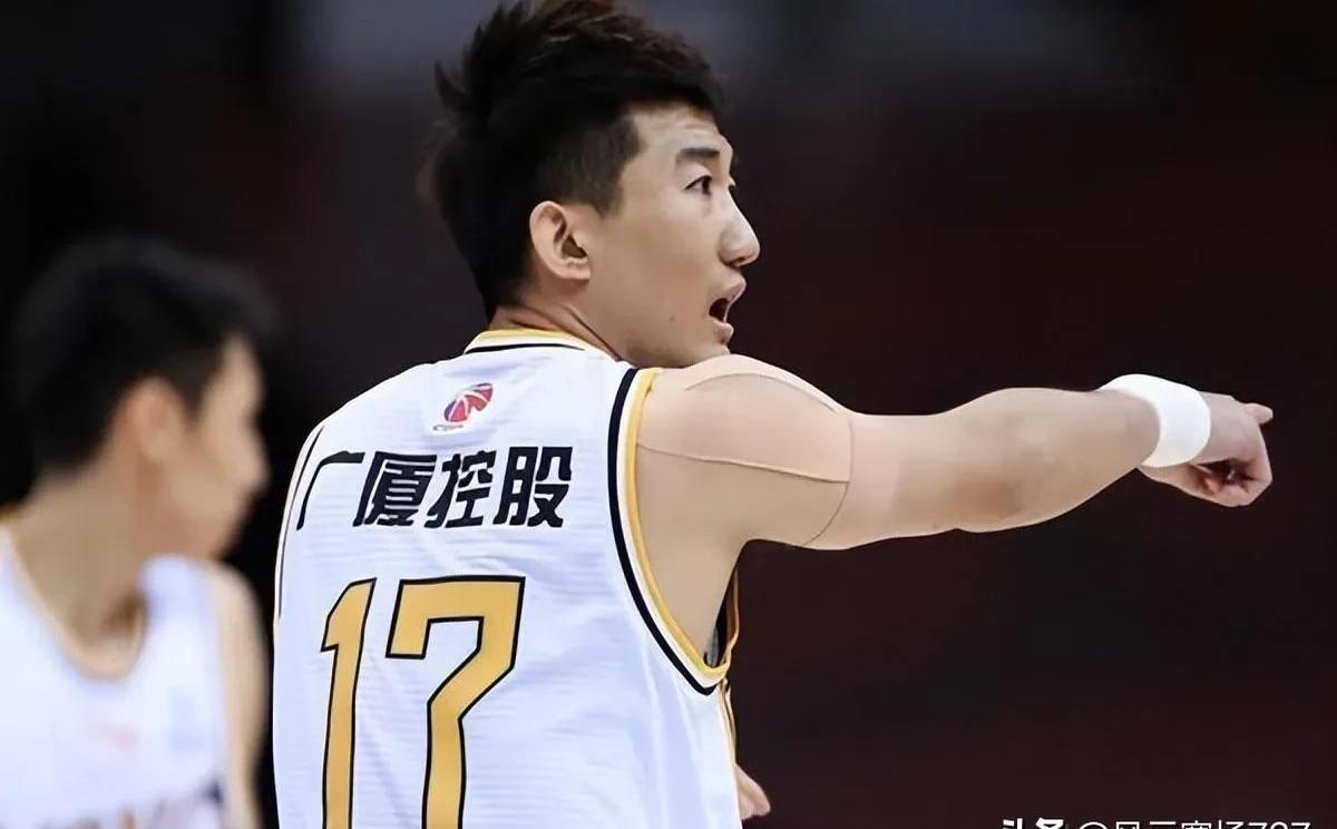 九游体育平台-广厦队客场作战一波三折，球员表现求稳的简单介绍