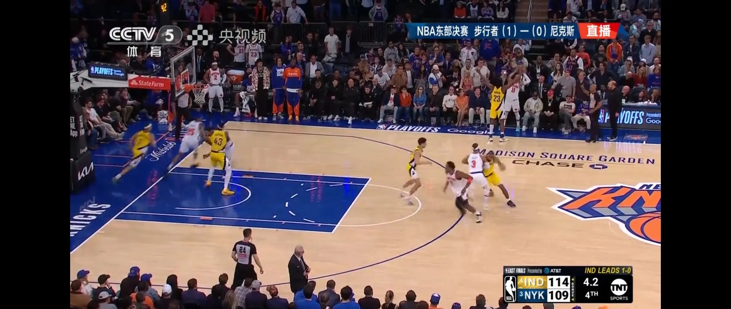 9you娱乐-篮球巨星在比赛中凭借高超实力翻盘赢得胜利