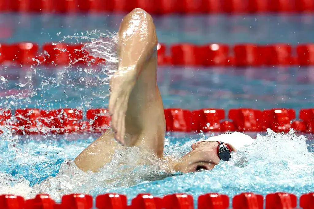 九游娱乐网站-希腊游泳选手获得米自由泳金牌，实力惊人