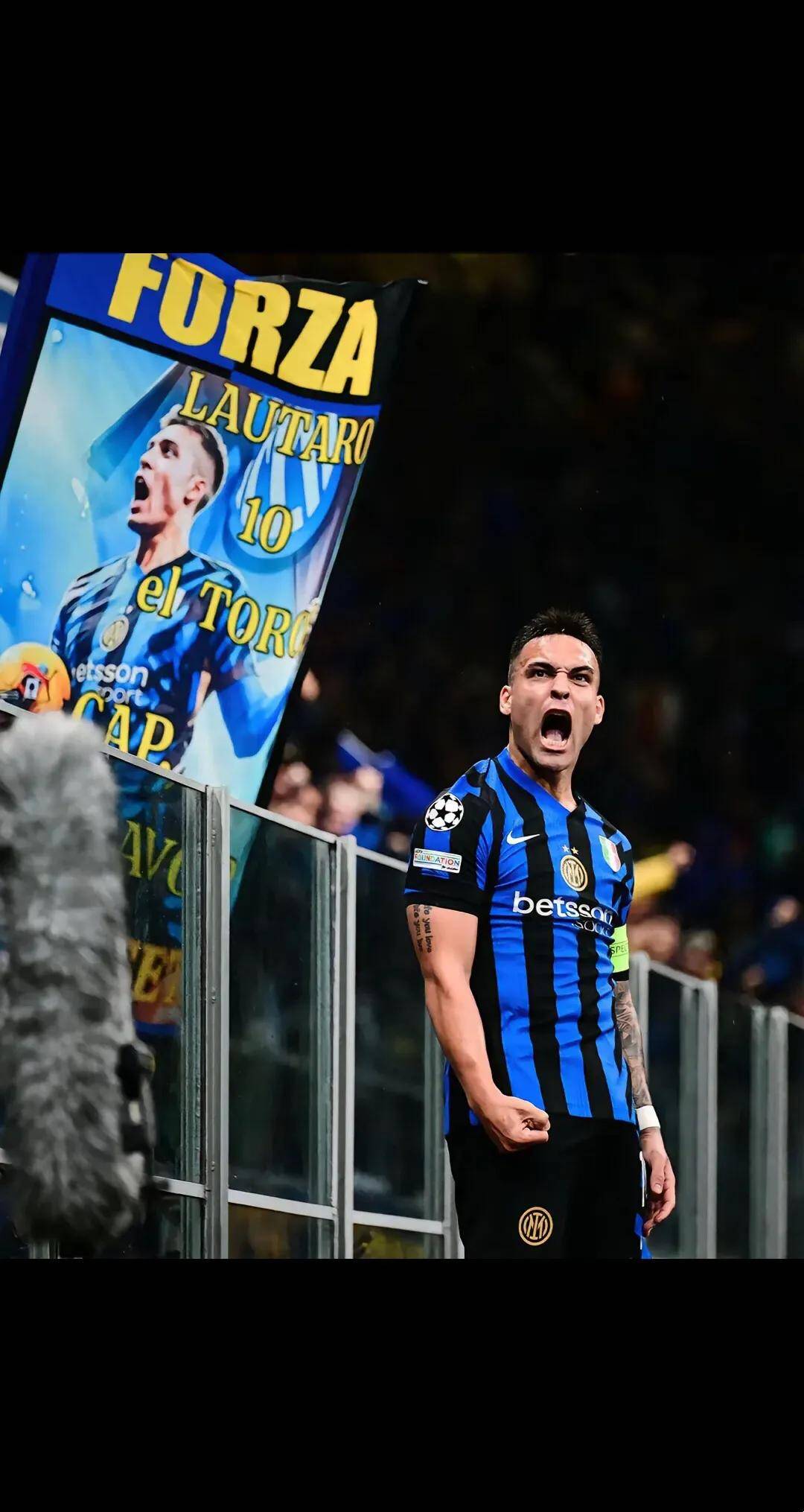 巴塞罗那巨星连续造点，助国家队顺利晋级欧锦赛的简单介绍