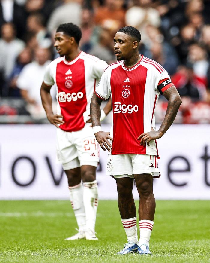 瑞恩球队青训学院选拔新秀加入俱乐部