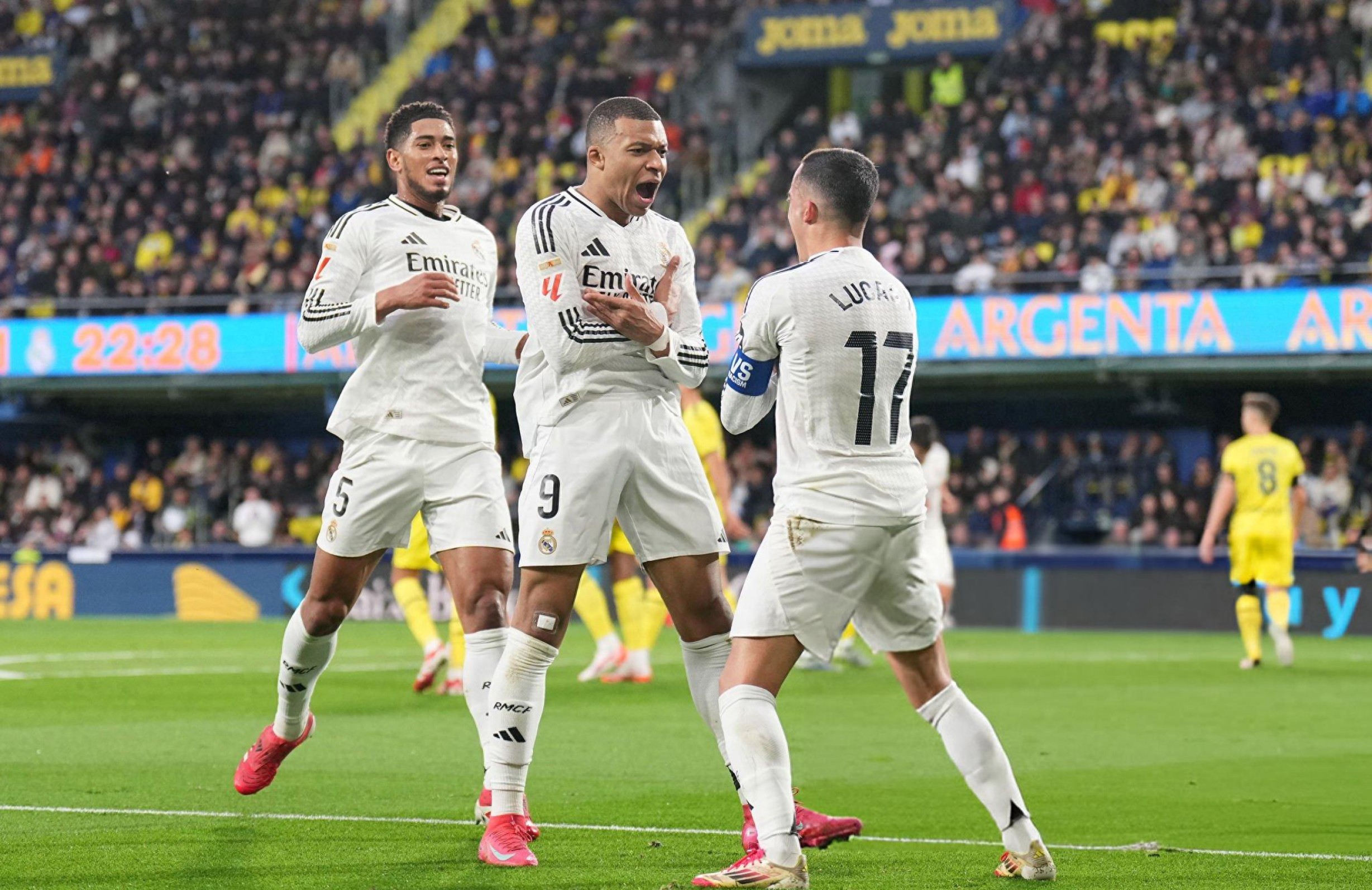 九游娱乐入口-关于巴西前锋梅开二度，成为球队胜利保障的信息