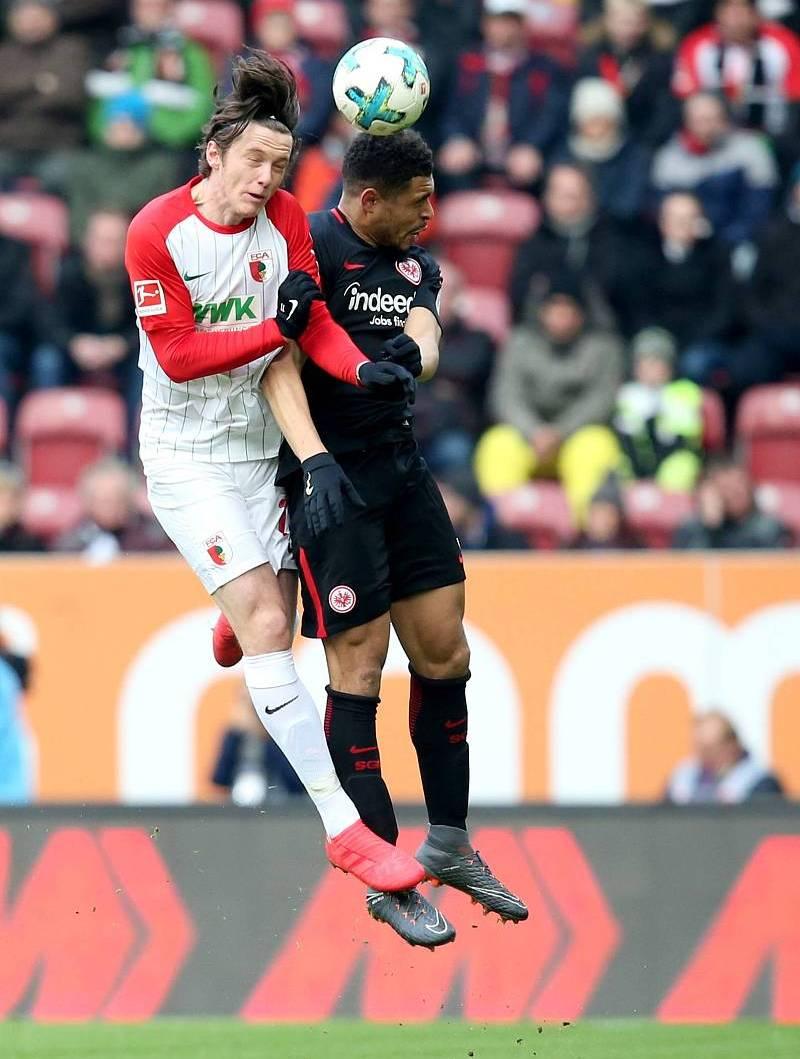 关于法兰克福豪取客场胜利，反超对手晋级的信息