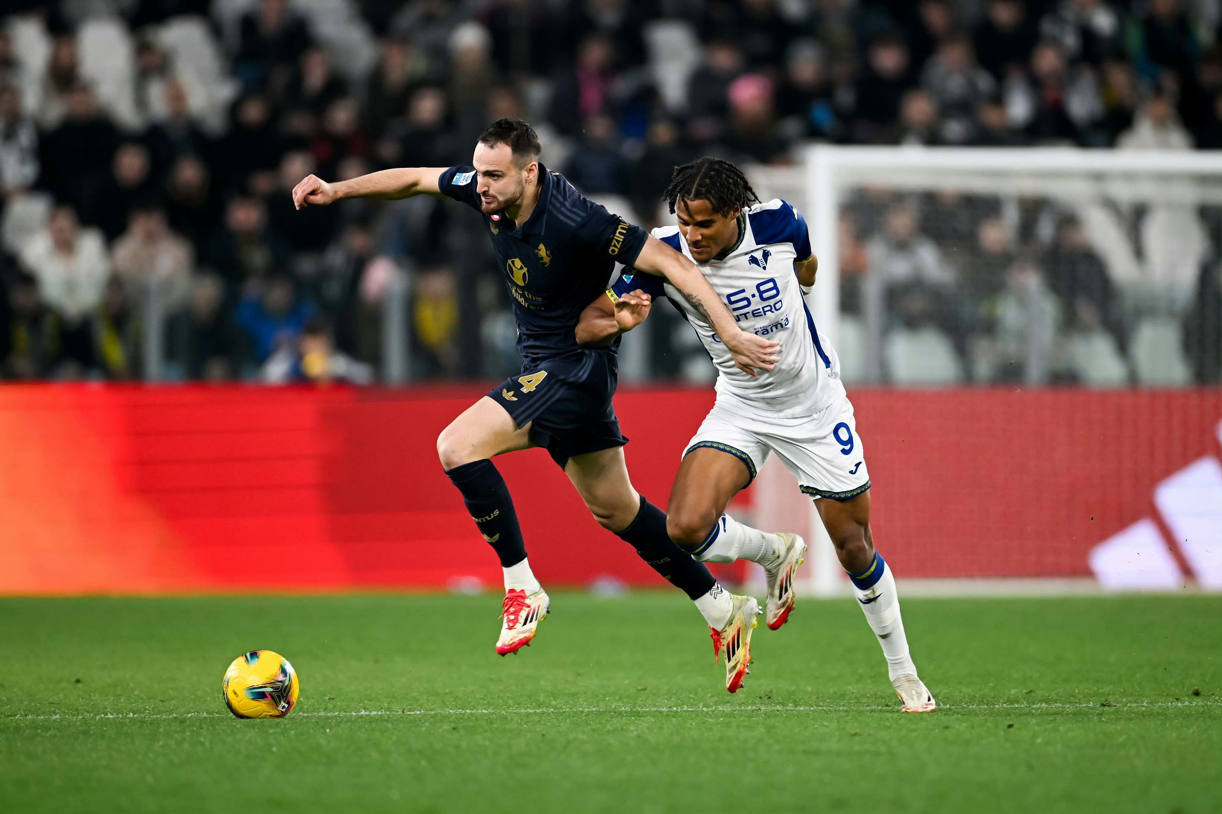 九游体育直播-尤文图斯全胜小组赛，豪取三连胜的简单介绍