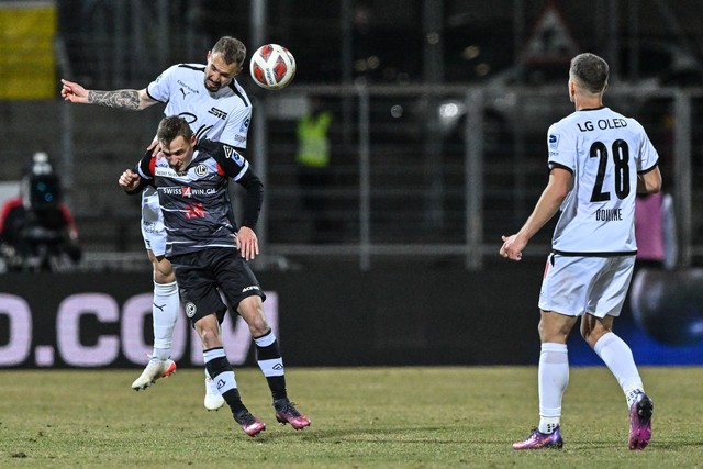 谢菲联战平沃特福德，保级关键战役