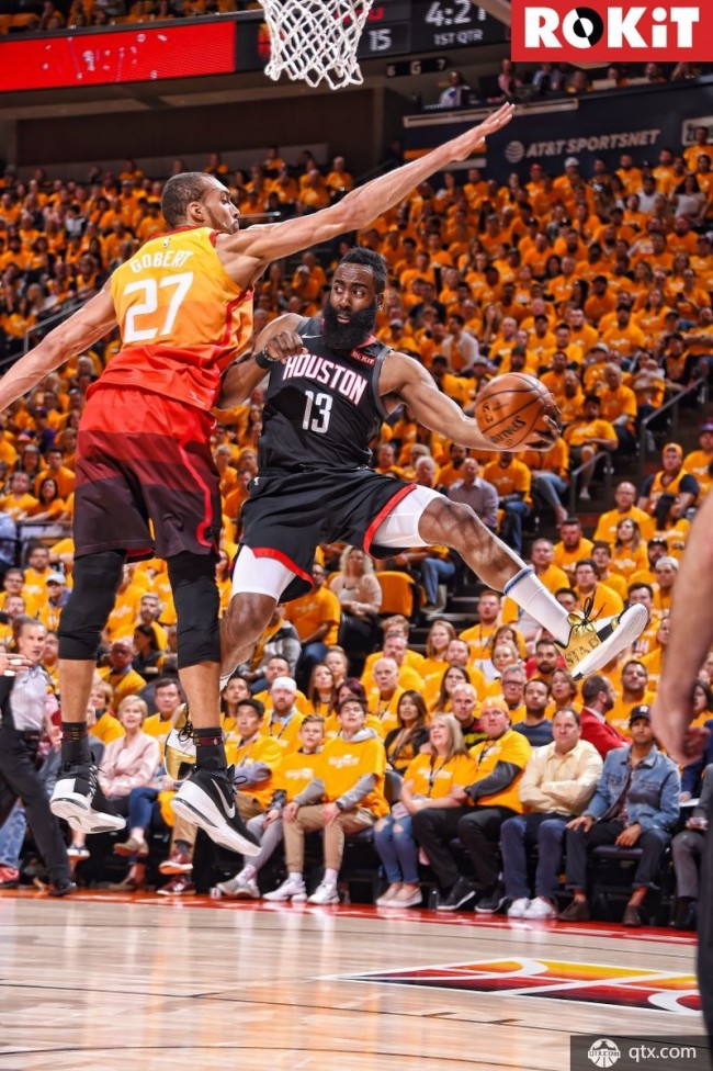 九游娱乐入口-爵士战绩喜人,季后赛在望