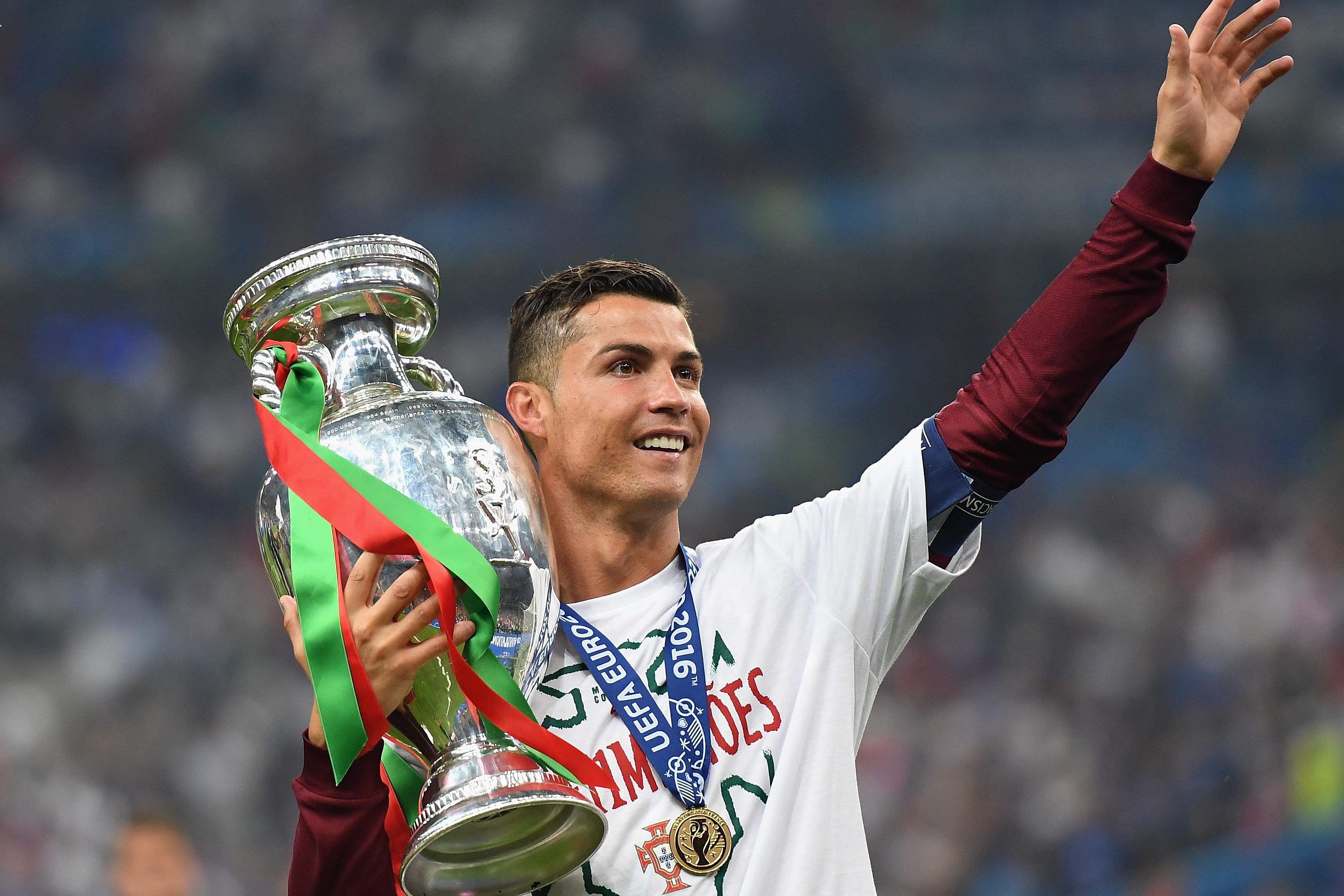 欧洲杯热门球队死磕,一胜一负取得晋级 欧洲杯热门球队死磕,一胜一负取得晋级