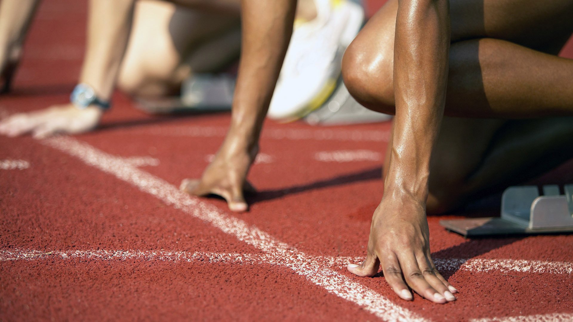 九游娱乐-火炬从巴格达传到开罗，当政治博弈遇见绿茵场